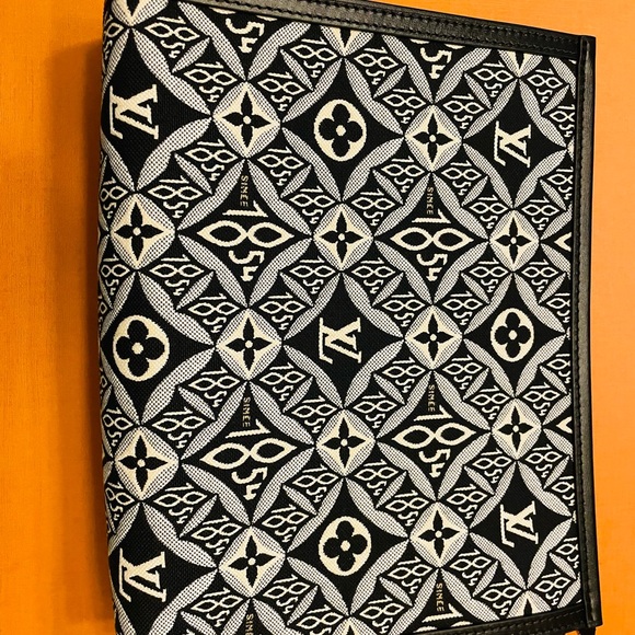 SOLD- LV Since 1854 toiletry crossbody - Picture 5 of 11